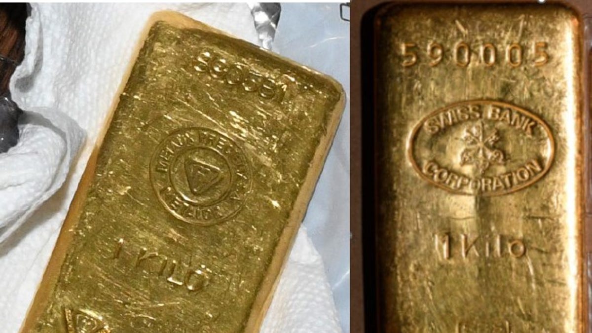 An image captured by federal agents of gold bars discovered in Menendez's home.